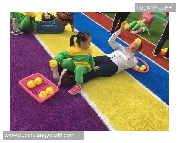 中班篮球公开课精彩呈现助力孩子们健康成长与团队合作能力提升